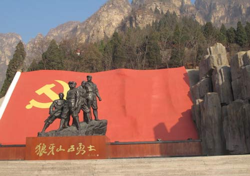 ������������Ӣ���������� ���ɷ�����׷������