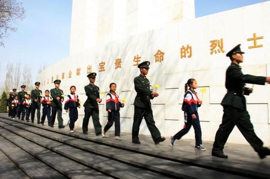 »Ӣʿһǰ;ĹұسӢ